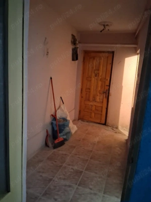 Garsoniera la parter Slobozia - imagine 6