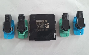 Senzori parcare spate originali Toyota Rav 4 V xa50 2021 - imagine 2