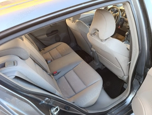 Honda Insight 1.3 Hybrid 2009   Automat   207.965 km - imagine 7