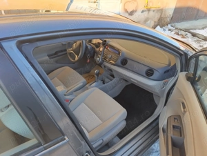 Honda Insight 1.3 Hybrid 2009   Automat   207.965 km - imagine 8