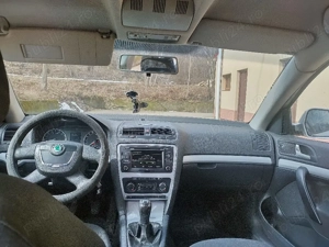 Vand Skoda Octavia 2 facelift 1.6 diesel - imagine 3