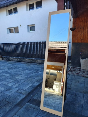 Ușă dulap cu oglindă