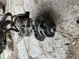 Pompă Injecție Ford Transit 2.0 / 2.4 TDDI (2000-2006) – Bosch VP30 - imagine 2