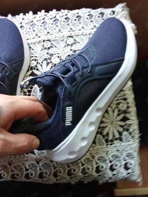 Vând adidași puma damă