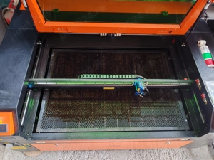 LASER CO  VEVOR 100W   600 900 mm   DOAR  150 ORE