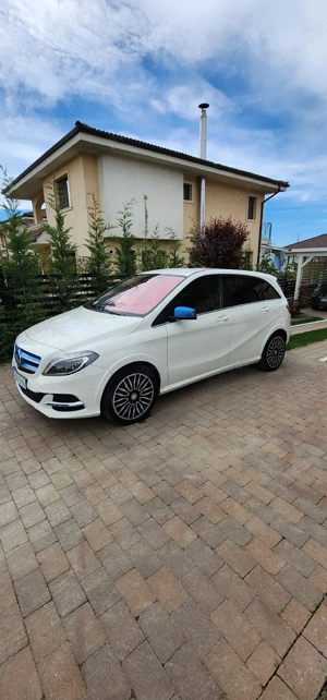 Mercedes B class electric(masina electrica) - imagine 5