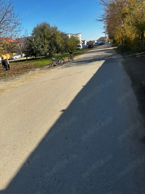 Vila și o casuta - imagine 2