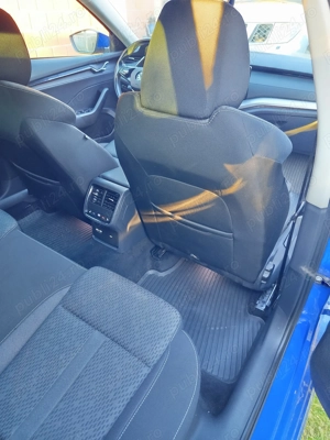 Skoda oktavia 4x4 2022 - imagine 9