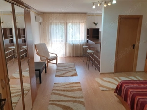 Particular inchiriez garsoniera spatioasa, 44mp Colentina