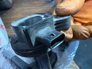 injectoare bobine si bujii ford mustang  - imagine 2