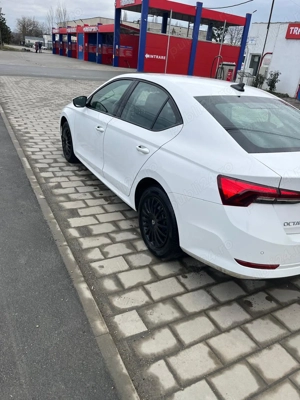 Vand Skoda Octavia 2022 - imagine 4