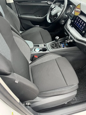 Vand Skoda Octavia 2022 - imagine 6