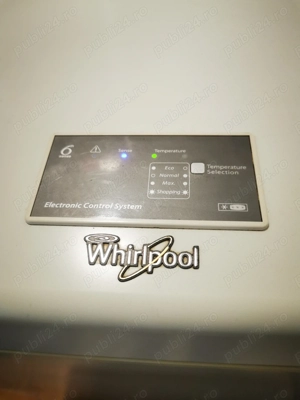 Vând ladă frigorifică Whirlpool 6th Sense 