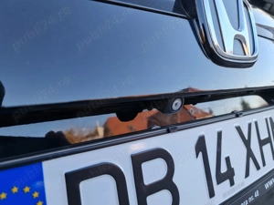 Honda Civic X sedan 2017, 1.5 benzina, 180cp, cutie automata CVT - imagine 7