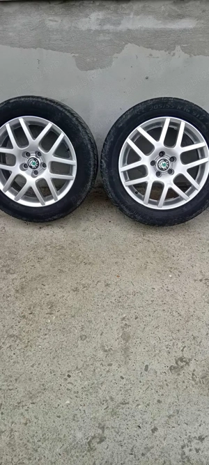 Vand jante si cauciucuri 205,55 R16 Foarte bune  - imagine 2