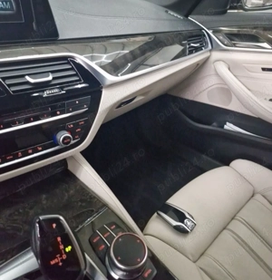 Vând BMW Seria 5, an fabricație 2018 tinuta in garaj . - imagine 2