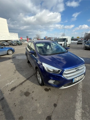 Ford Kuga.  - imagine 4