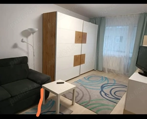 Inchiriez apartament 2 camere decomandat, langa metrou Berceni.