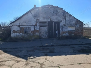 Grajd fostul C A P - imagine 3