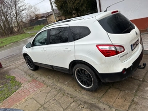 Nissan Qashqai 2011, Diesel, 4x4, 7 locuri - imagine 4