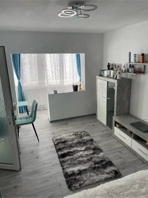 Garsonieră de închiriat 