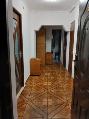 vand apartament 3 camere depou