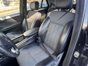 Vând sau schimb Mercedes Ml - imagine 2