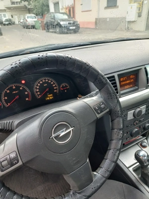 Opel Vectra C 1.9 CDTI 120 CP - imagine 2