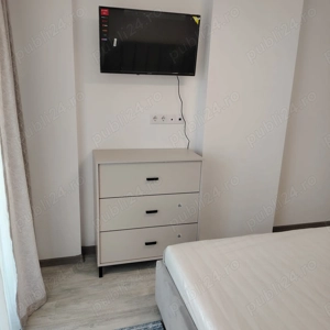Închiriez apartament proaspăt finisat și utilat modern  - imagine 9