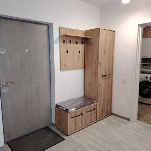Închiriez apartament proaspăt finisat și utilat modern  - imagine 5