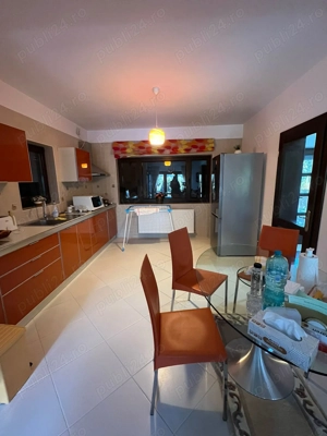 Vand vila eleganta Busteni, vedere la Crucea Caraiman, toate utilitatile, pozitie exceptionala - imagine 7