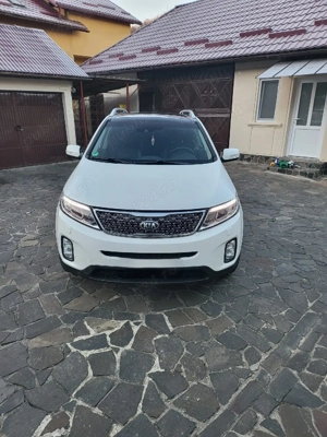 Kia Sorento Platinum - imagine 2