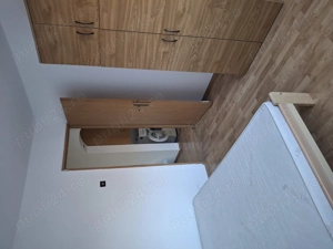 Inchiriez apartament cu 3 camere, decomandat, et 1.pret 1800 lei - imagine 2