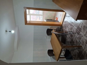 Inchiriez apartament cu 3 camere, decomandat, et 1.pret 1800 lei - imagine 10