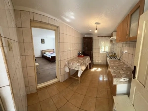 Gospodărie completă la 10km de Caracal - 2 case și 2000mp teren - imagine 3