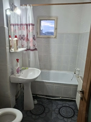 Inchiriez apartament cu 3 camere, decomandat, et 1.pret 1800 lei - imagine 7