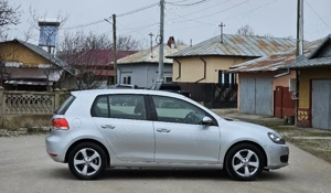 VW Golf 6 1.6MPI DSG Automata Navigatie DubluClima SenzoriParcare CamerăMarșarier Bluethoot Euro5  - imagine 12