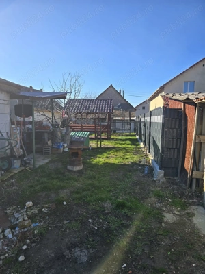 Casa batraneasca  localitatea Covaci toate utilitatile la 5 km de Timisoara strada asfaltata - imagine 12