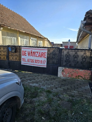 Casa batraneasca  localitatea Covaci toate utilitatile la 5 km de Timisoara strada asfaltata