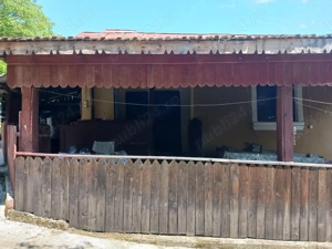 Vând gospodarie sat Busu com. Grecesti Dj