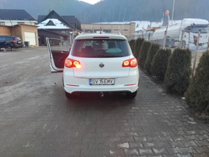 Volkswagen Tiguan 2.0 - imagine 2