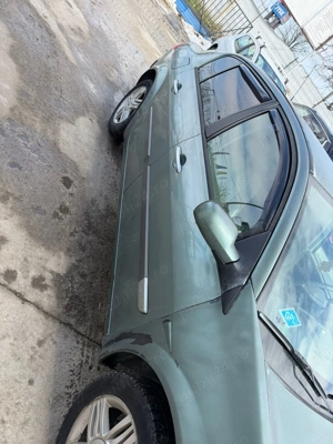 Renault Megane 3   2005, Benzină, 113 CP   - imagine 4