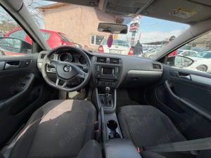  Vand VW Jetta - imagine 3