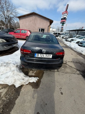  Vand VW Jetta - imagine 2