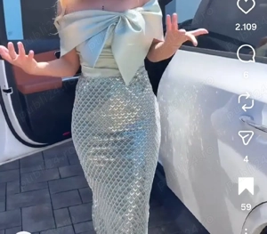 Vand rochite noi cu eticheta marime M-L 