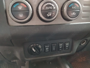 Autoutilitară Nissan Navara D40 2.5 dCI 2009 4x4 Diferențial Blocabil - imagine 6