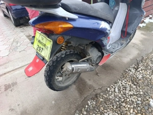 Scuter Honda  - imagine 2