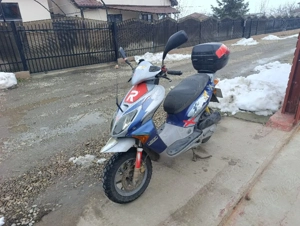 Scuter Honda  - imagine 3