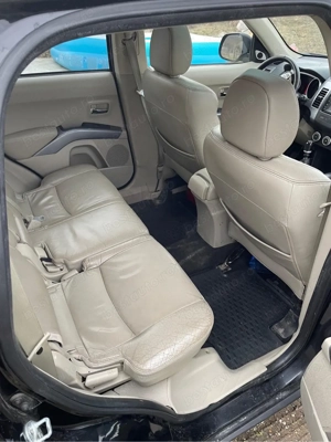 mitsubishi outlander 2008 156cp 7 locuri