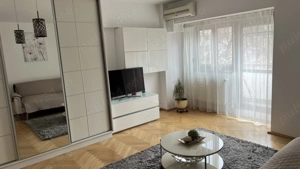 De închiriat :Apartament 2 camere, ultracentral, Unirii Fântâni  Horoscop-direct de la proprietar - imagine 9